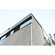 Bardage bois massif à claire-voie | Quadri