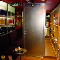 Menuiserie en acier inox | Portes et façades en inox 77