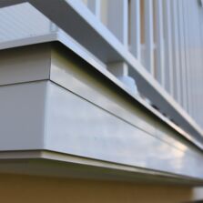 Système d’habillage réglable en aluminium pour la protection de nez de balcon | Dallnet Nez de dalle