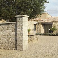 Pilier droit modulable en pierre reconstituée | Pilier BRIDOIRE 