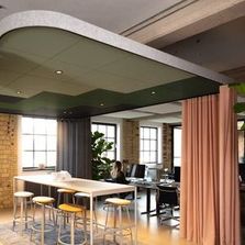 Plateforme acoustique suspendue | Rockfon Hub