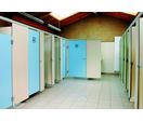 Cloisons de cabines sanitaires en stratifié massif | Cabines sanitaires