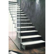 Escalier autoportant en fonte d'aluminium | Areo