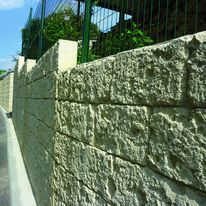 Parements décoratifs matricés ou à gravillons lavés | Parements