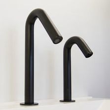 Robinet électronique de lavabo à détection dissimulée ONE noir mat | RES-51-N