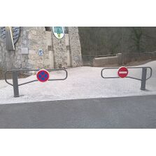 Barrière de contrôle d’accès | Barrière pivotante courte SEMCO en acier peint