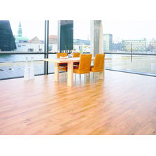 Parquet massif de 14 mm d'épaisseur pour grand trafic