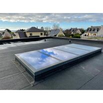 Verrière linéaire de Lanterneaux Modulaires