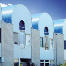 Plaques en tôle d'aluminium nervurée pour couverture