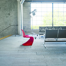 Dalle de moquette à velours tufté structuré, bouclé et rasé | Near & Far