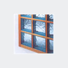 Cloison en briques de verre avec joints bois | Système Wallkit