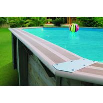 Piscine octogonale à margelles en bois composite | Brazilia