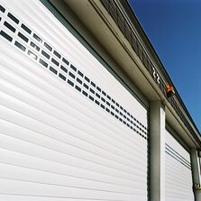 Porte de garage enroulable en aluminium | Masterlis 