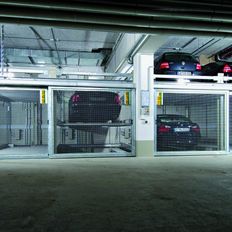 Parking semi-automatique - Combilift 543 - 3 niveaux 