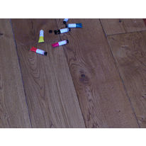 Lames de parquet massif d'aspect ancien | Legend