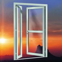 Porte d'entrée en aluminium sur paumelles à clamer | Univers