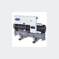 Refroidisseur à condensation par eau et compresseurs à vis