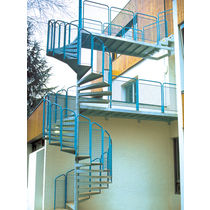Escalier hélicoïdal en acier adapté aux issues de secours | Escalier hélicoïdal secours
