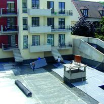 Plaque de rétention d'eau pluviale pour toiture plate | Nidaroof