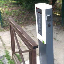 Borne de charge double à gestion connectée pour véhicules électrique | Witty Park
