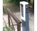 Borne de charge double à gestion connectée pour véhicules électrique | Witty Park