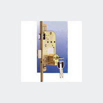 Gamme de serrures à larder multipoints avec ou sans protection | Série 5000