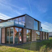 DucoSlide Wood | Volets coulissants ou fixes à lame bois red cedar