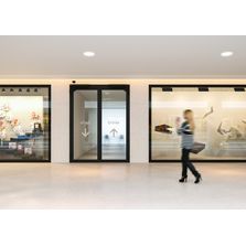 Bloc porte vitré battante automatique sans contact et à double-flux | Safe Flow