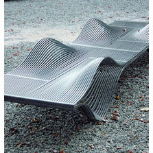 Plateforme de repos sculpturale en acier | Muscle