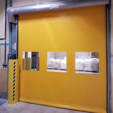 Porte souple à enroulement rapide pour sites industriels | SAFIR Planézip 