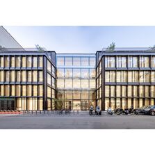 Verre à couche de contrôle solaire pour façade vitrée | Pilkington Suncool™ 