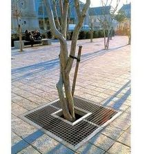 Caillebotis pour grilles d’arbres | JK TECHNIC