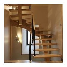 Escalier en bois plein | CAUSSE