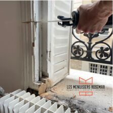 Fenêtre bois blanc laqué arrondie | Menuiserie traditionnelle avec petits bois décoratifs