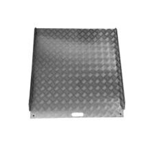 RAMPE D’ACCES EN ALUMINIUM L.865 x 780 MM ALU A DAMIER | WATTELEZ 