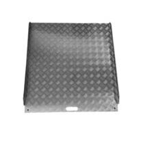 RAMPE D’ACCES EN ALUMINIUM L.865 x 780 MM ALU A DAMIER | WATTELEZ 