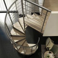 Escalier hélicoïdal avec plan carré | SPIRAL DAISY