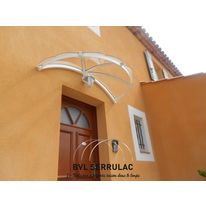 Marquise contemporaine semi-elliptique en aluminium | Corolle