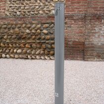 Potelet de voirie | Potelet Vallon en acier avec insert inox