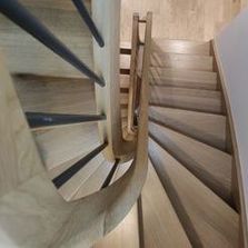 Escalier avec contremarche en bois | AUBRAC DEBILLARDE