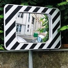 Miroir routier réglementaire d’agglomération | 1-03-1-005